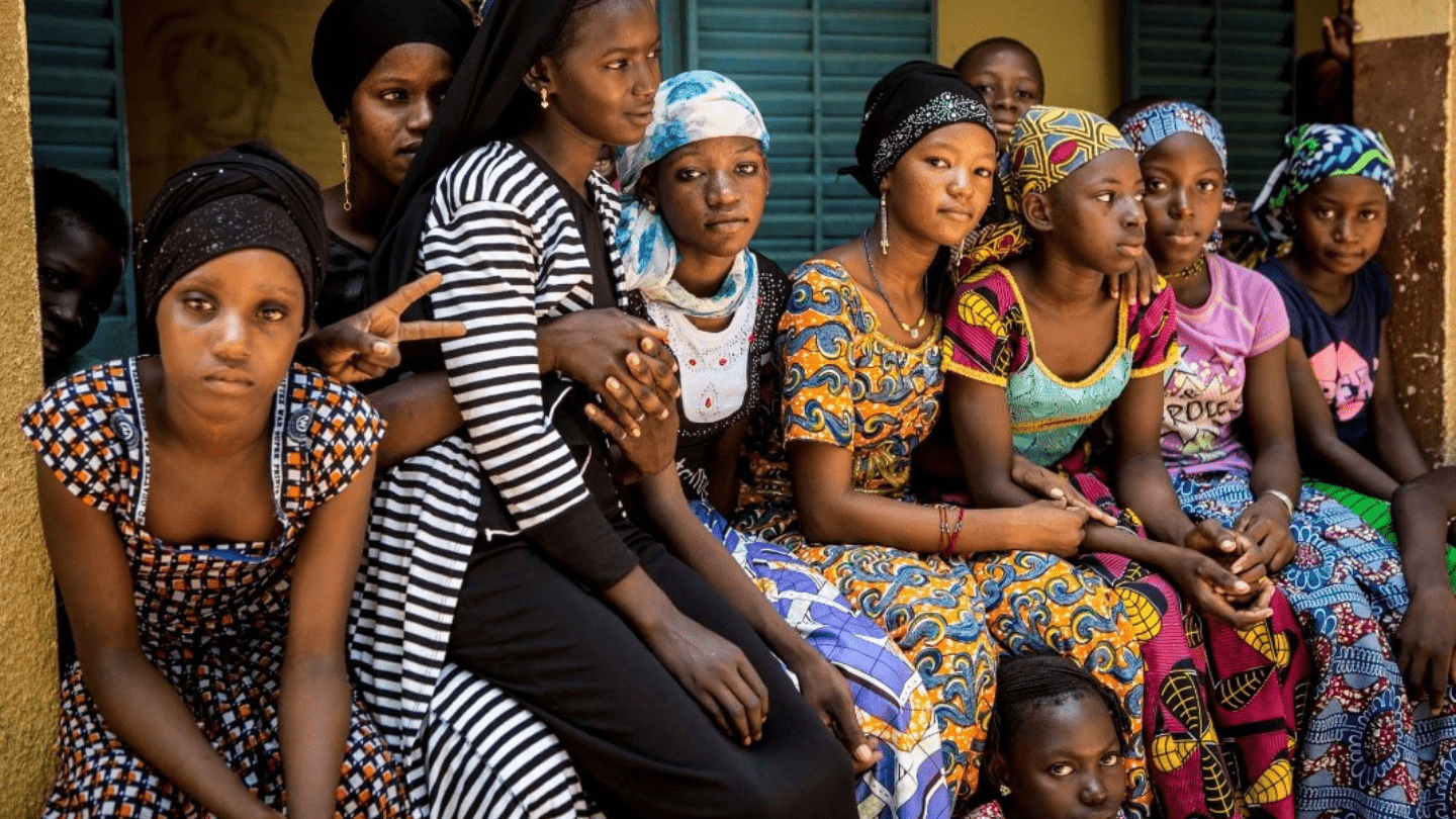 Sensibilisation des filles du village de Zeta, région de Koulikoro @UNFPAMali