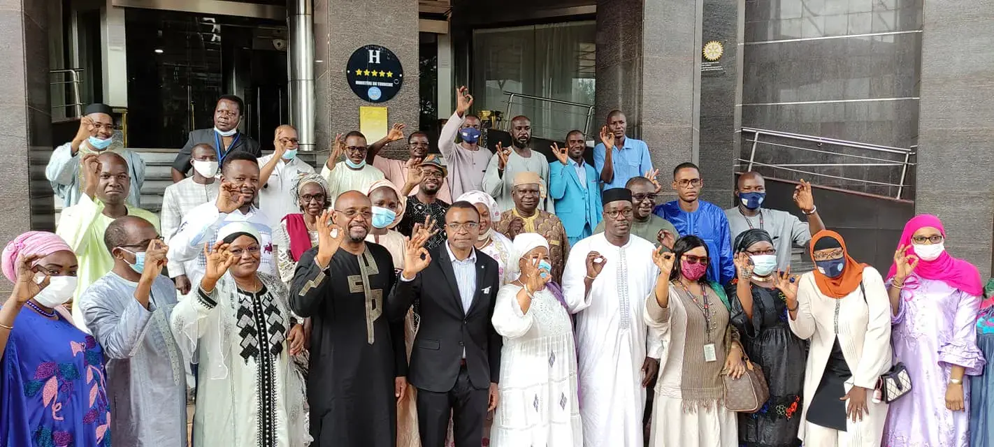 VIBRANT HOMMAGE DU STAFF UNFPA, DU GOUVERNEMENT DES PARTENAIRES D'EXECUTION AU DR EUGENE KONGNYUY, EN FIN DE MISSION AU MAKLI