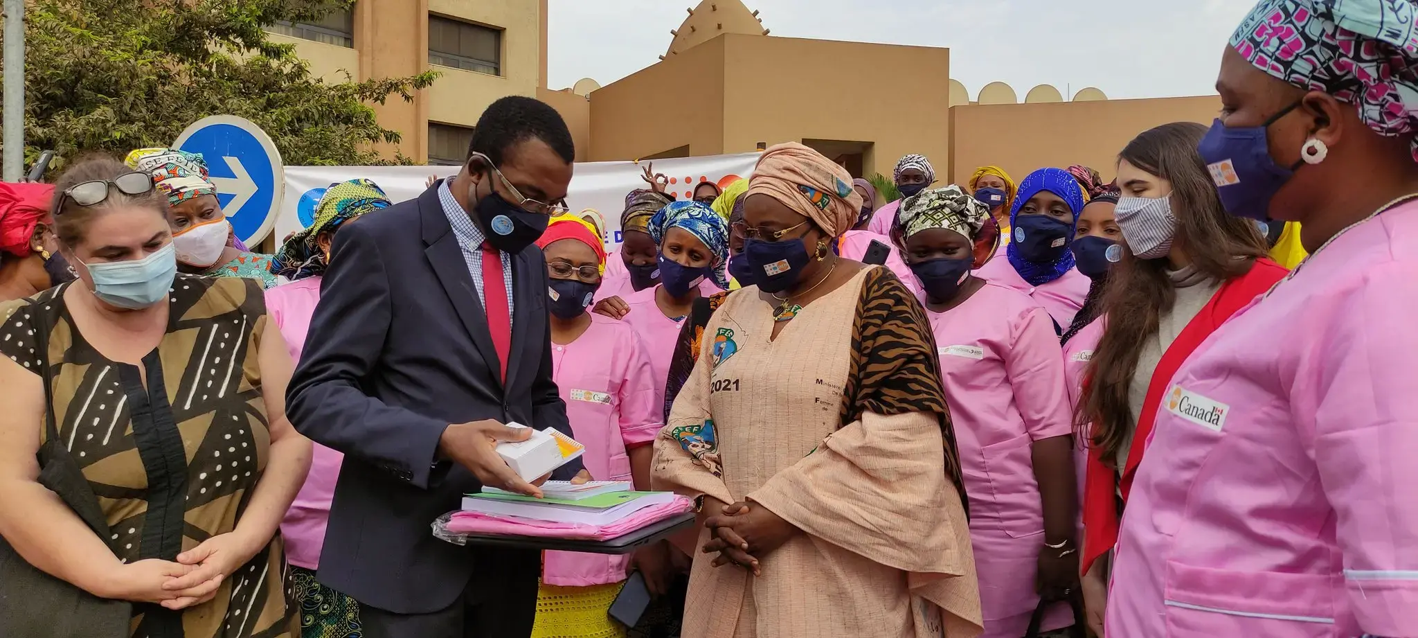 INITIATIVE DEPLOIEMENT DES SAGES-FEMMES VNU EN MILIEU COMMUNAUTAIRE 