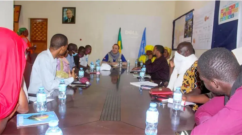 MOPTI, YVES SASSENRATH ECHANGE AVEC LES JEUNES DE LA REGION HUMANITAIRE SUR L’EXTREMISME VIOLENT, LA MIGRATION.